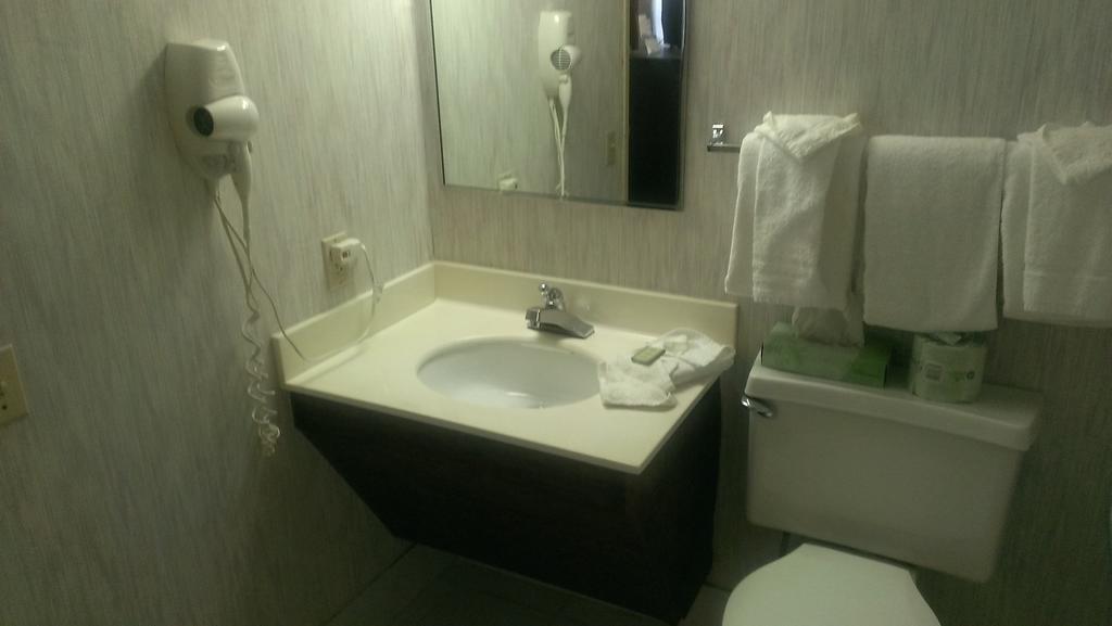 Quality Inn West Haven Exterior photo